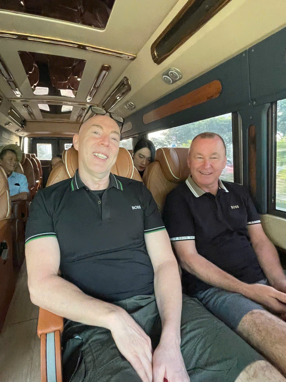 Limosine Nam A Chau Mekong