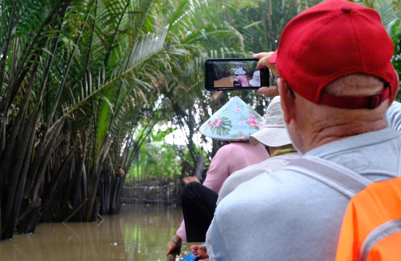 Mekong River Luxury Tour Boat Trip